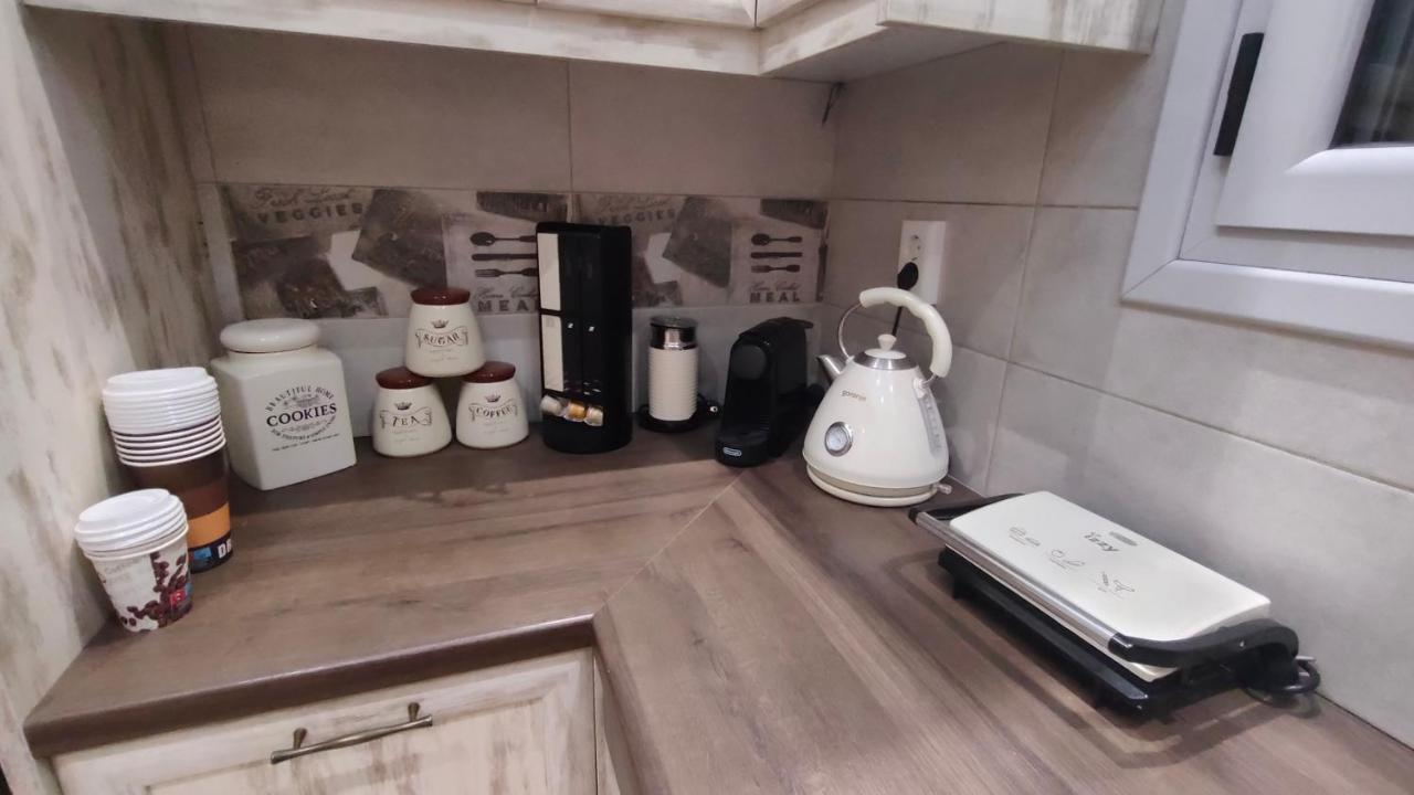 Athens Timeless Escape Apartment Ngoại thất bức ảnh